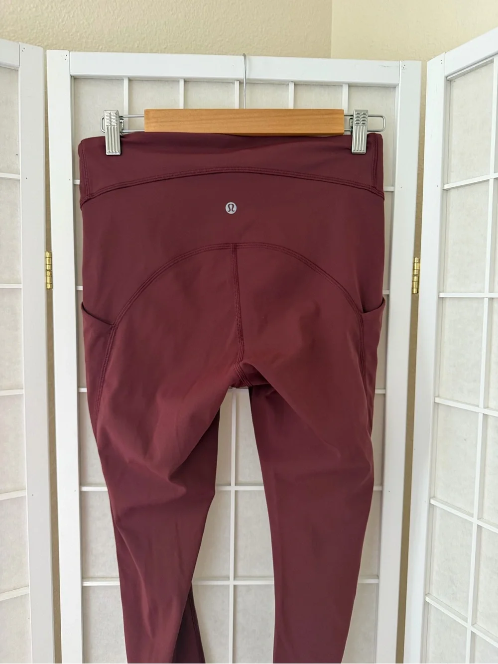 Lululemon Burgundy Maroon Workout Leggings Size 8